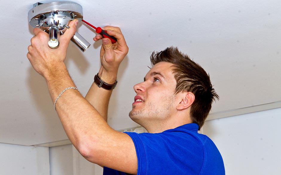 travail électricien Bondoufle