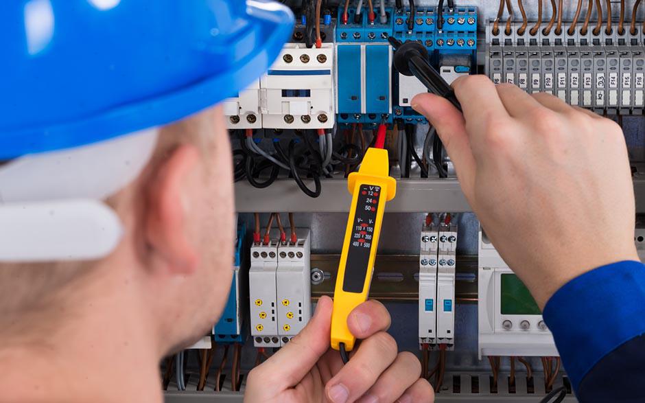 électricien de maintenance Paris 17